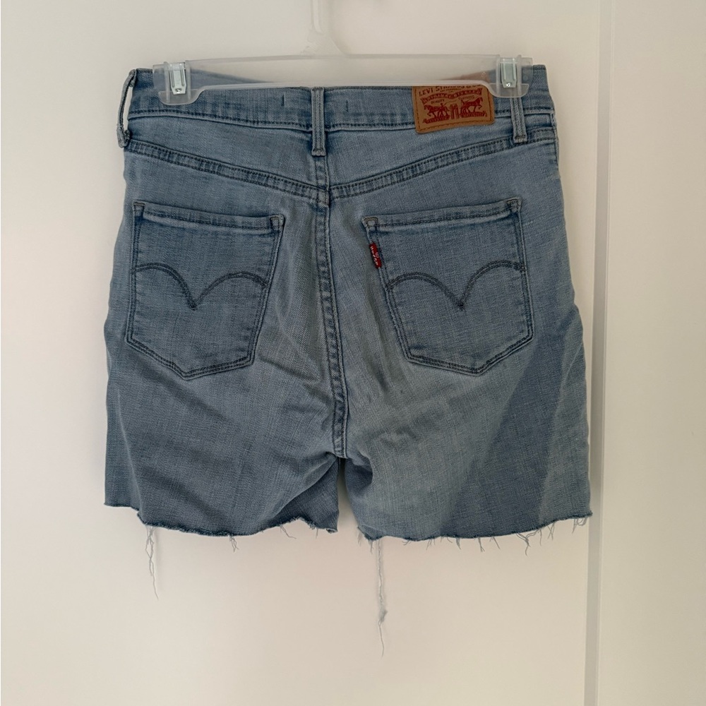 Levi’s women’s skinny jeans shorts